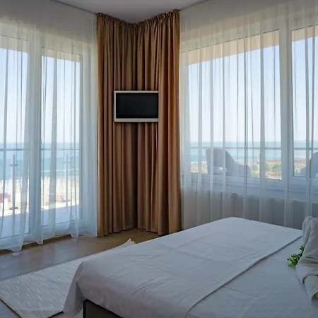 Luxury Sea View Mamaia شقة